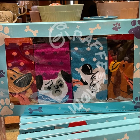Disney Accessories - Disney Parks Dog Lover "I Love Dogs" Socks Set